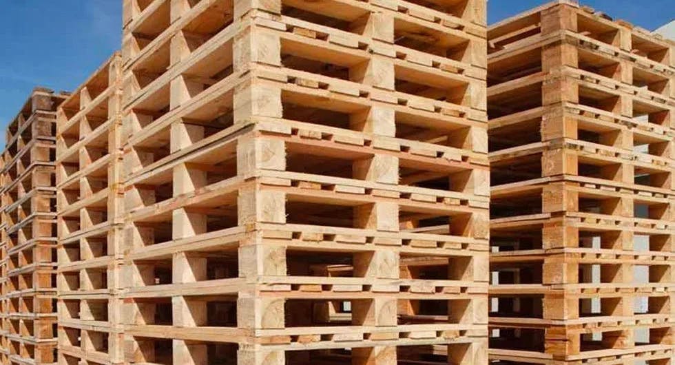 4 Factors to Consider Before Purchasing Pallets